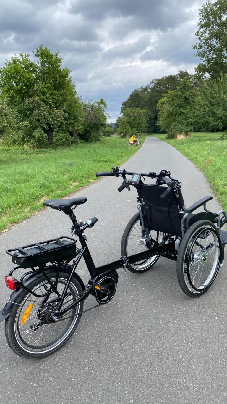 Instagram post from enlitec. This post is in position 19.