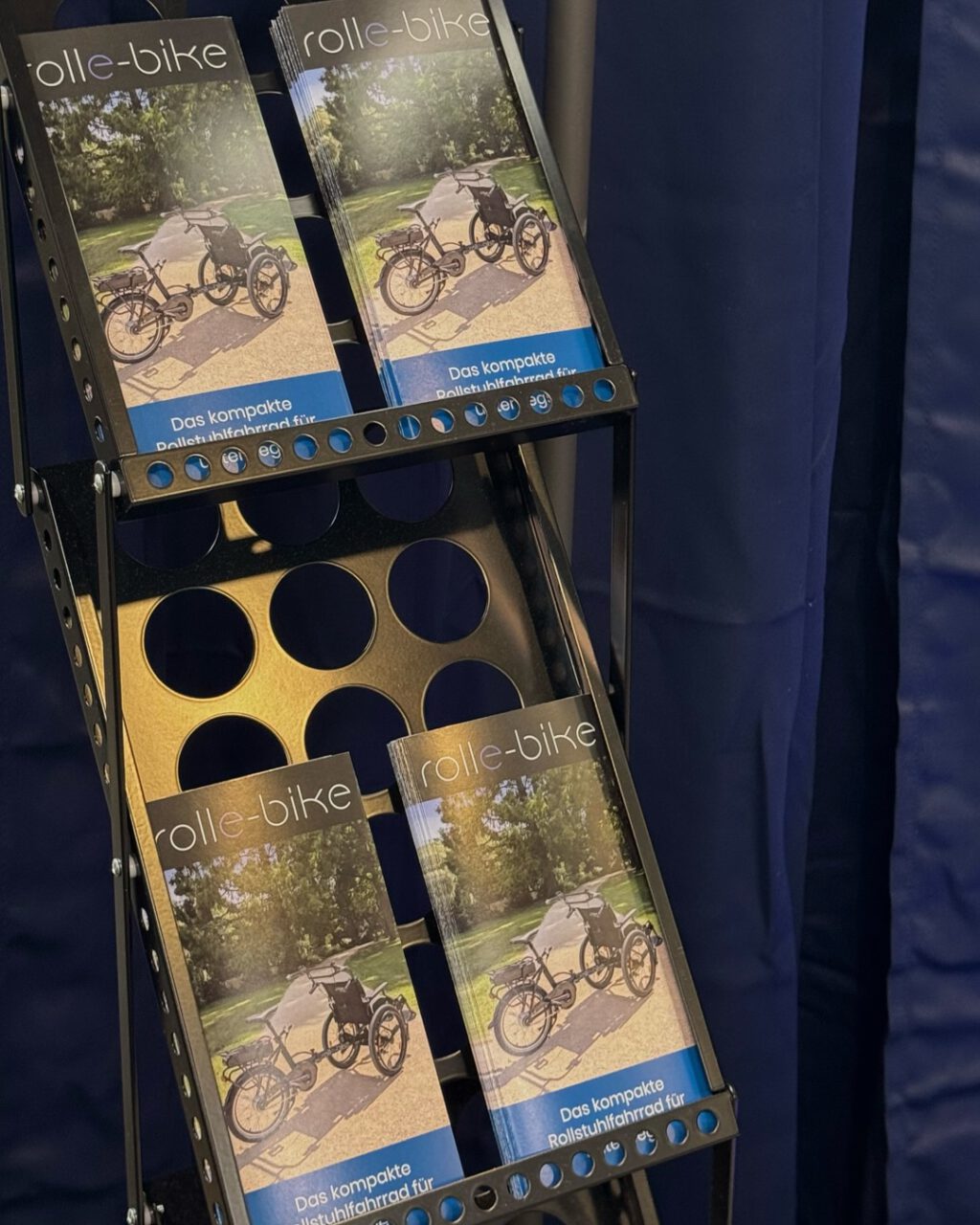 Instagram post from enlitec. This post is in position 7.